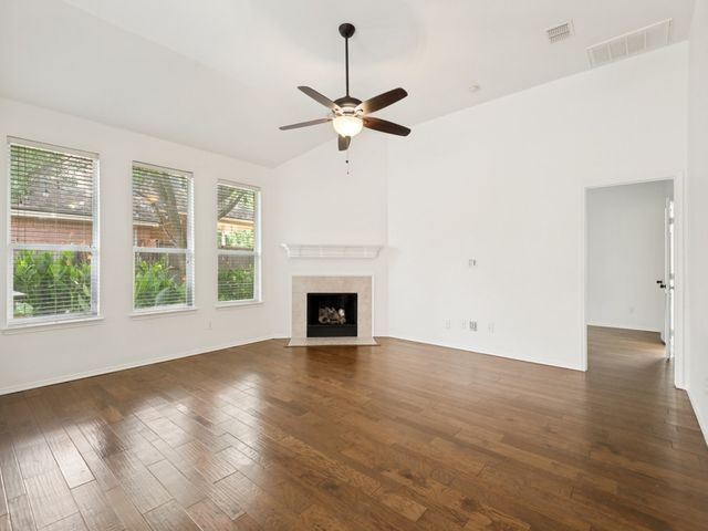 8713 Nairn Street, Rowlett, TX 75089