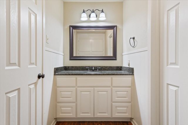 8756 Panther Drive, Woodway, TX 76712