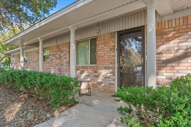 8756 Panther Drive, Woodway, TX 76712