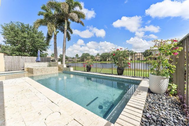 7942 Parsons Pine Drive, Boynton Beach, FL 33437