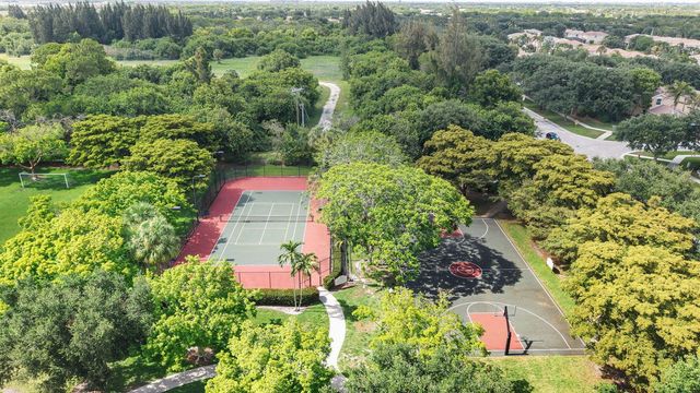 7942 Parsons Pine Drive, Boynton Beach, FL 33437