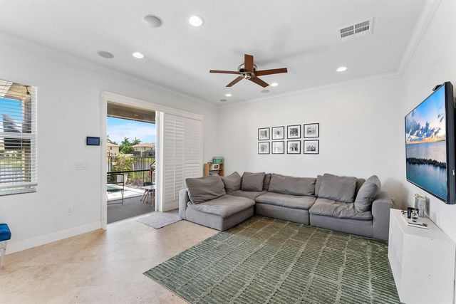7942 Parsons Pine Drive, Boynton Beach, FL 33437