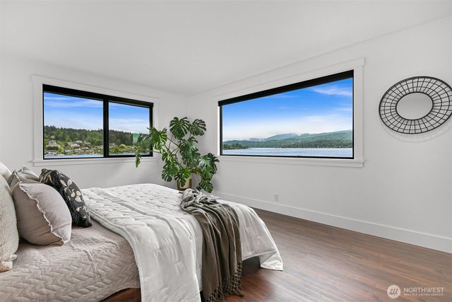 718 Poplar Drive, Bellingham, WA 98226