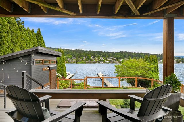 718 Poplar Drive, Bellingham, WA 98226