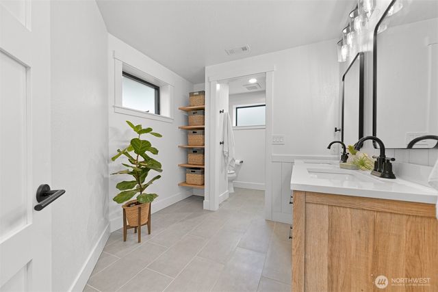 718 Poplar Drive, Bellingham, WA 98226