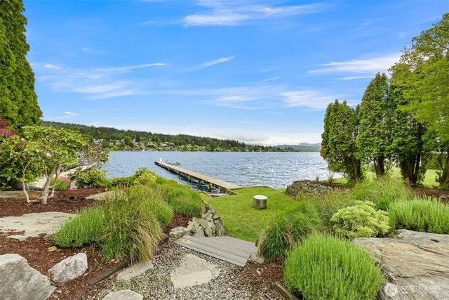 718 Poplar Drive, Bellingham, WA 98226