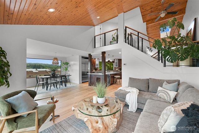 718 Poplar Drive, Bellingham, WA 98226