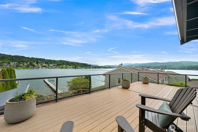 718 Poplar Drive, Bellingham, WA 98226