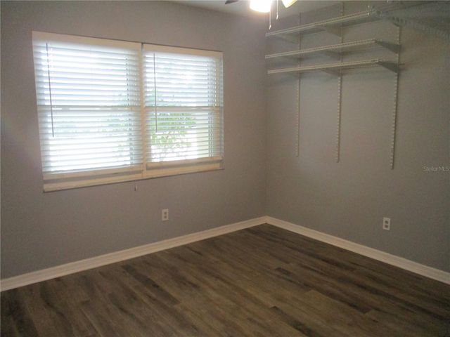 2124 HAILSTONE CIRCLE, Sun City Center, FL 33573