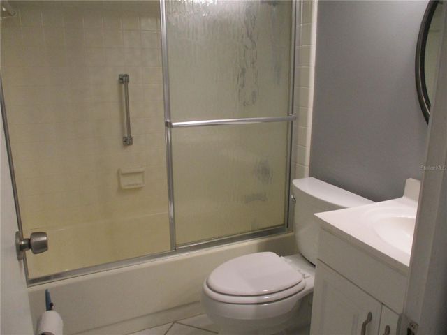 2124 HAILSTONE CIRCLE, Sun City Center, FL 33573