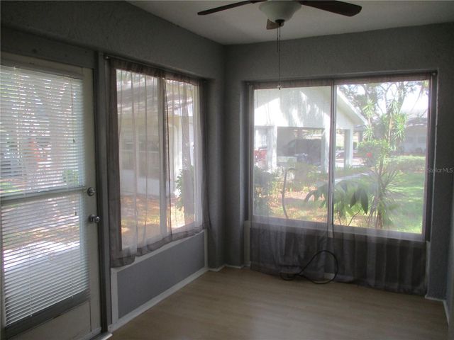 2124 HAILSTONE CIRCLE, Sun City Center, FL 33573