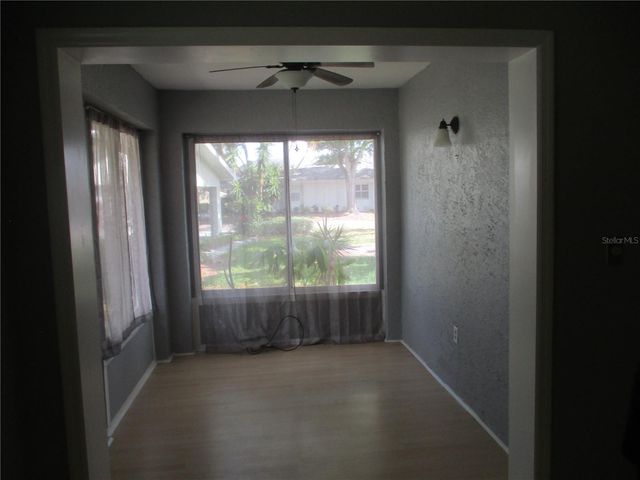 2124 HAILSTONE CIRCLE, Sun City Center, FL 33573