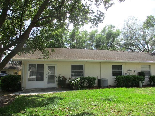 2124 HAILSTONE CIRCLE, Sun City Center, FL 33573