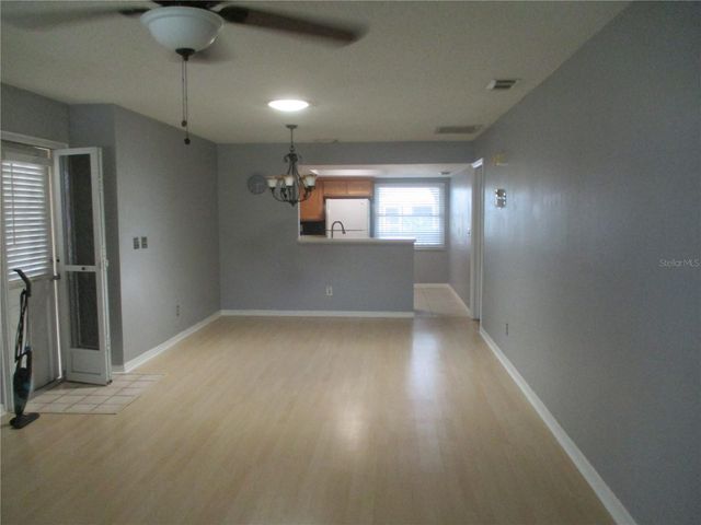 2124 HAILSTONE CIRCLE, Sun City Center, FL 33573