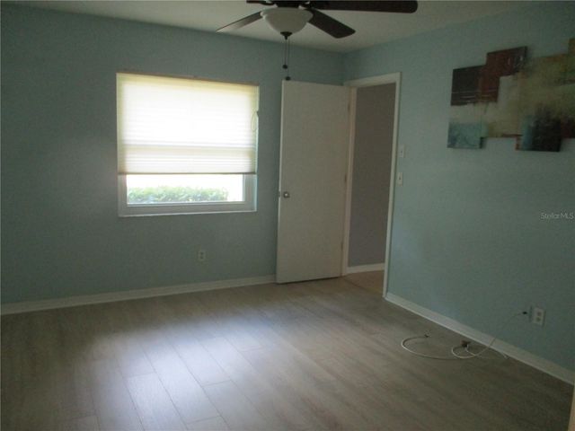 2124 HAILSTONE CIRCLE, Sun City Center, FL 33573