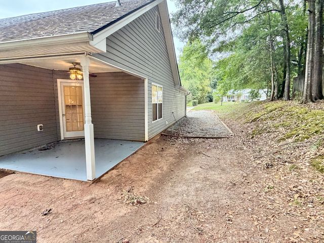574 Hickeria Way, Winder, GA 30680