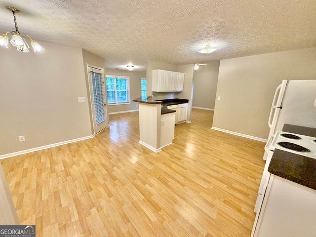 574 Hickeria Way, Winder, GA 30680
