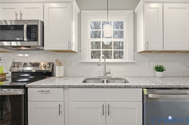 6280 Monahan Rd, Henrico, VA 23231