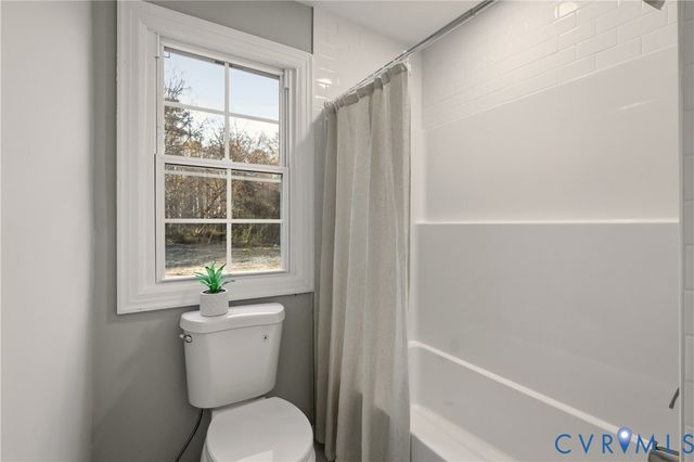 6280 Monahan Rd, Henrico, VA 23231