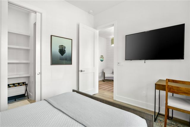 320 S Shore Dr, Port Aransas, TX 78373