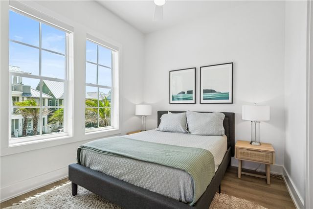 320 S Shore Dr, Port Aransas, TX 78373