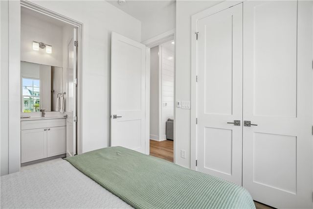 320 S Shore Dr, Port Aransas, TX 78373