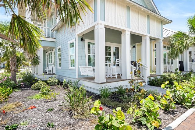 320 S Shore Dr, Port Aransas, TX 78373