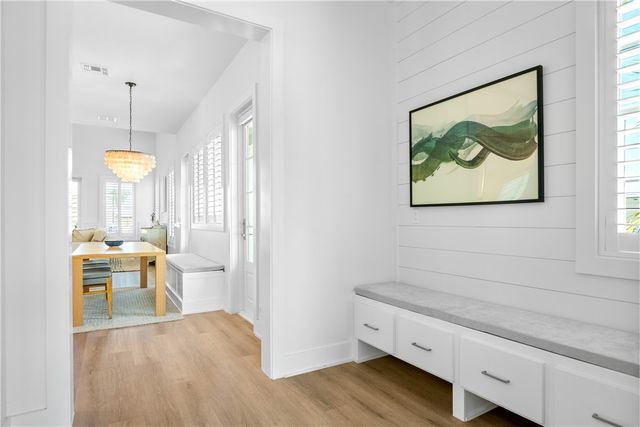 320 S Shore Dr, Port Aransas, TX 78373