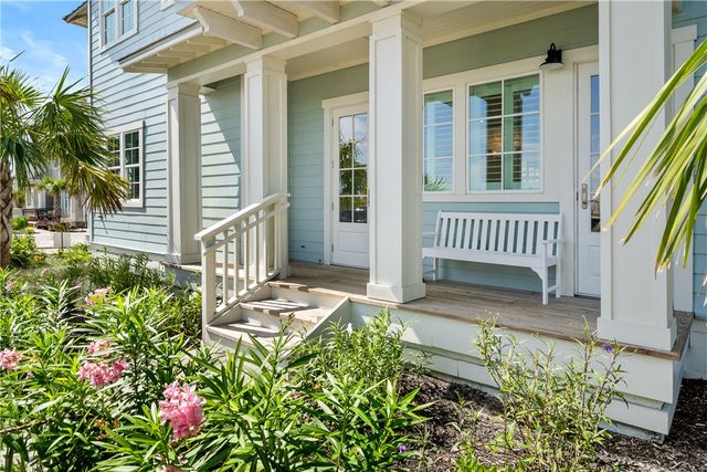 320 S Shore Dr, Port Aransas, TX 78373