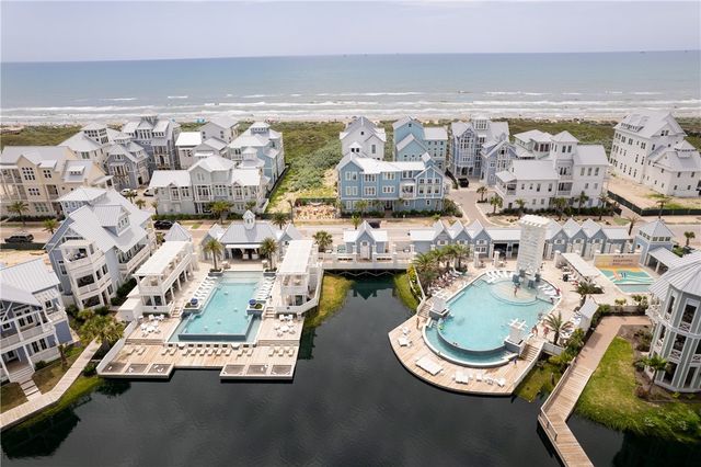 320 S Shore Dr, Port Aransas, TX 78373