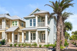 320 S Shore Dr, Port Aransas, TX 78373
