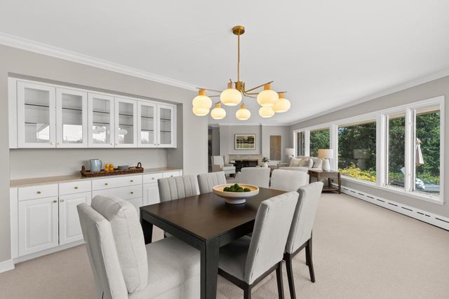 7011 Willow Creek Road, Eden Prairie, MN 55344