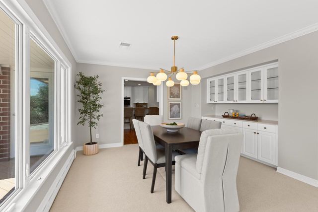 7011 Willow Creek Road, Eden Prairie, MN 55344