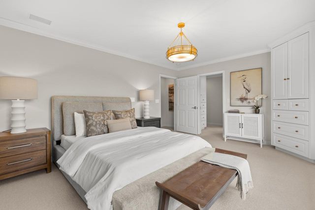 7011 Willow Creek Road, Eden Prairie, MN 55344