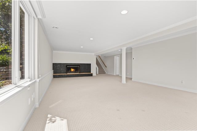 7011 Willow Creek Road, Eden Prairie, MN 55344