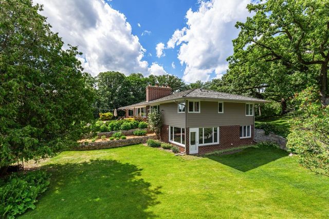 7011 Willow Creek Road, Eden Prairie, MN 55344