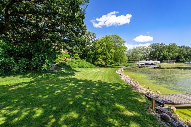 7011 Willow Creek Road, Eden Prairie, MN 55344