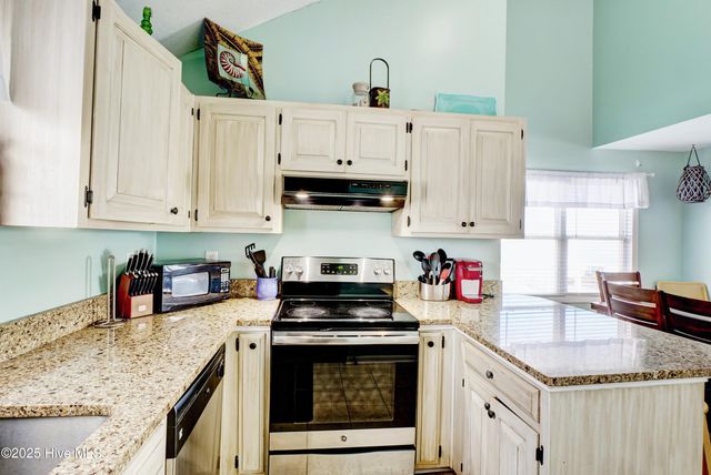 2334 New River Inlet Road 2, Sneads Ferry, NC 28460