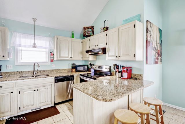 2334 New River Inlet Road 2, Sneads Ferry, NC 28460