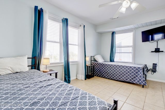 2334 New River Inlet Road 2, Sneads Ferry, NC 28460