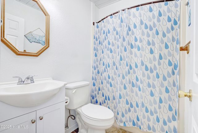 2334 New River Inlet Road 2, Sneads Ferry, NC 28460