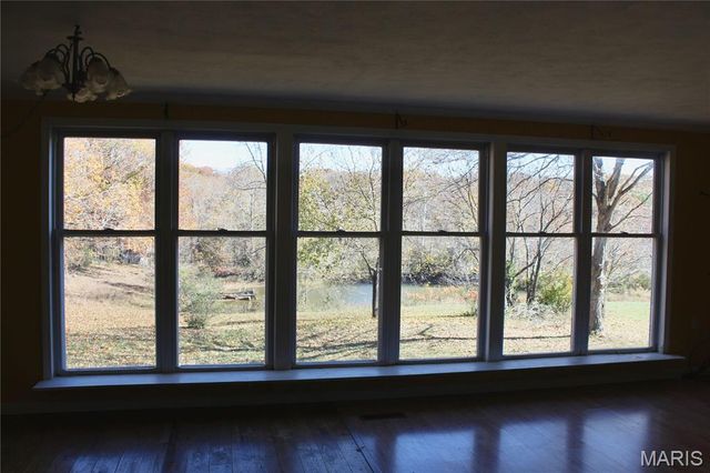 18868 Chickadee Drive, Marble Hill, MO 63764