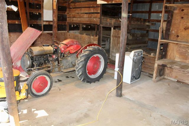 18868 Chickadee Drive, Marble Hill, MO 63764