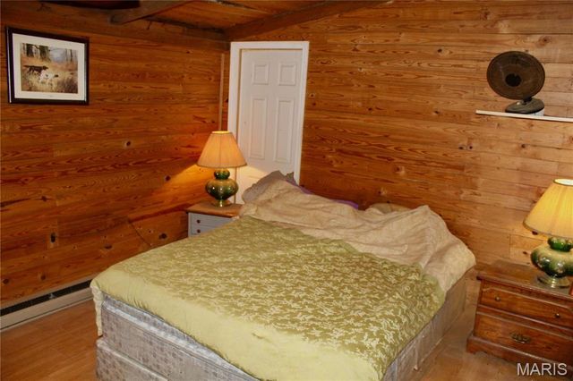 18868 Chickadee Drive, Marble Hill, MO 63764