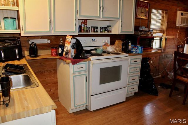 18868 Chickadee Drive, Marble Hill, MO 63764