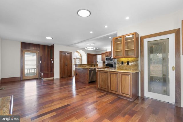 107 MONTICELLO AVE, Annapolis, MD 21401