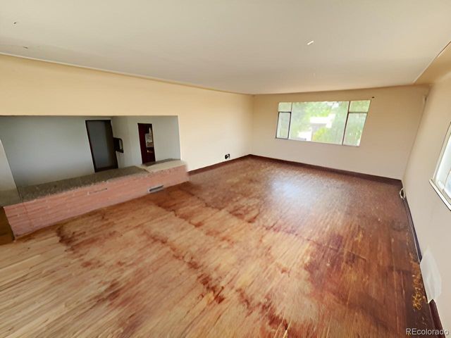 1100 S Zenobia Street, Denver, CO 80219