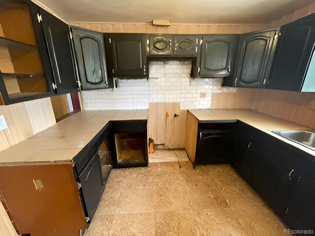 1100 S Zenobia Street, Denver, CO 80219