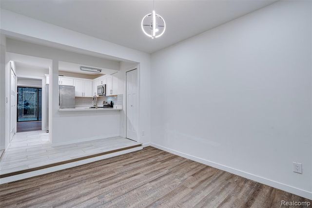 6265 Potomac Circle, West Bloomfield, MI 48322