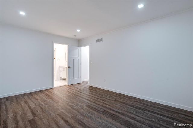 6265 Potomac Circle, West Bloomfield, MI 48322